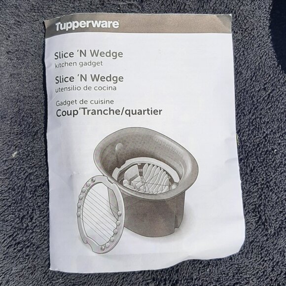 New 7353 Tupperware Slice 'N Wedge Kitchen Gadget with Instruction - Picture 4 of 9
